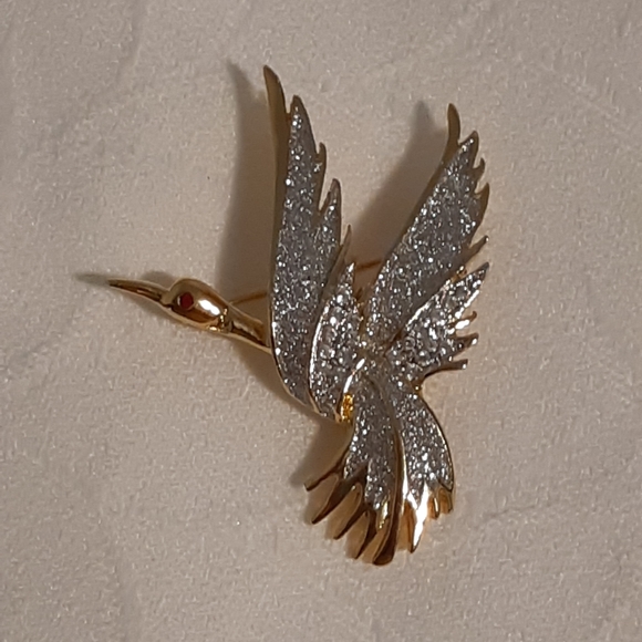VTG swan Brooche, With Rhinestones And Glitter Finish, Gold Tone With Red Stone - Picture 4 of 8